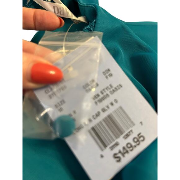 NWT David's Bridal Gown Style F19505 Oasis - Size 18 - Picture 15 of 16